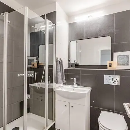 Schoenes Mit Parkplatz & 24h Checkin 1 * Colonia