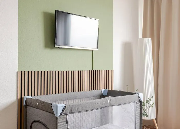 Schoenes Mit Parkplatz & 24h Checkin 1 Apartamento